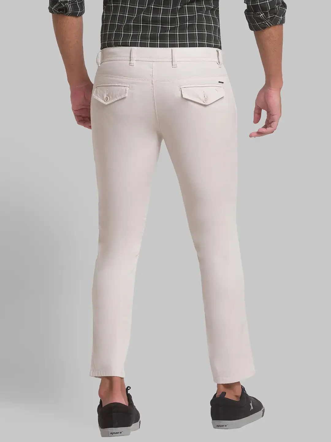 Men Fawn Super Slim Fit Solid Cotton Blend Trouser - Image 4