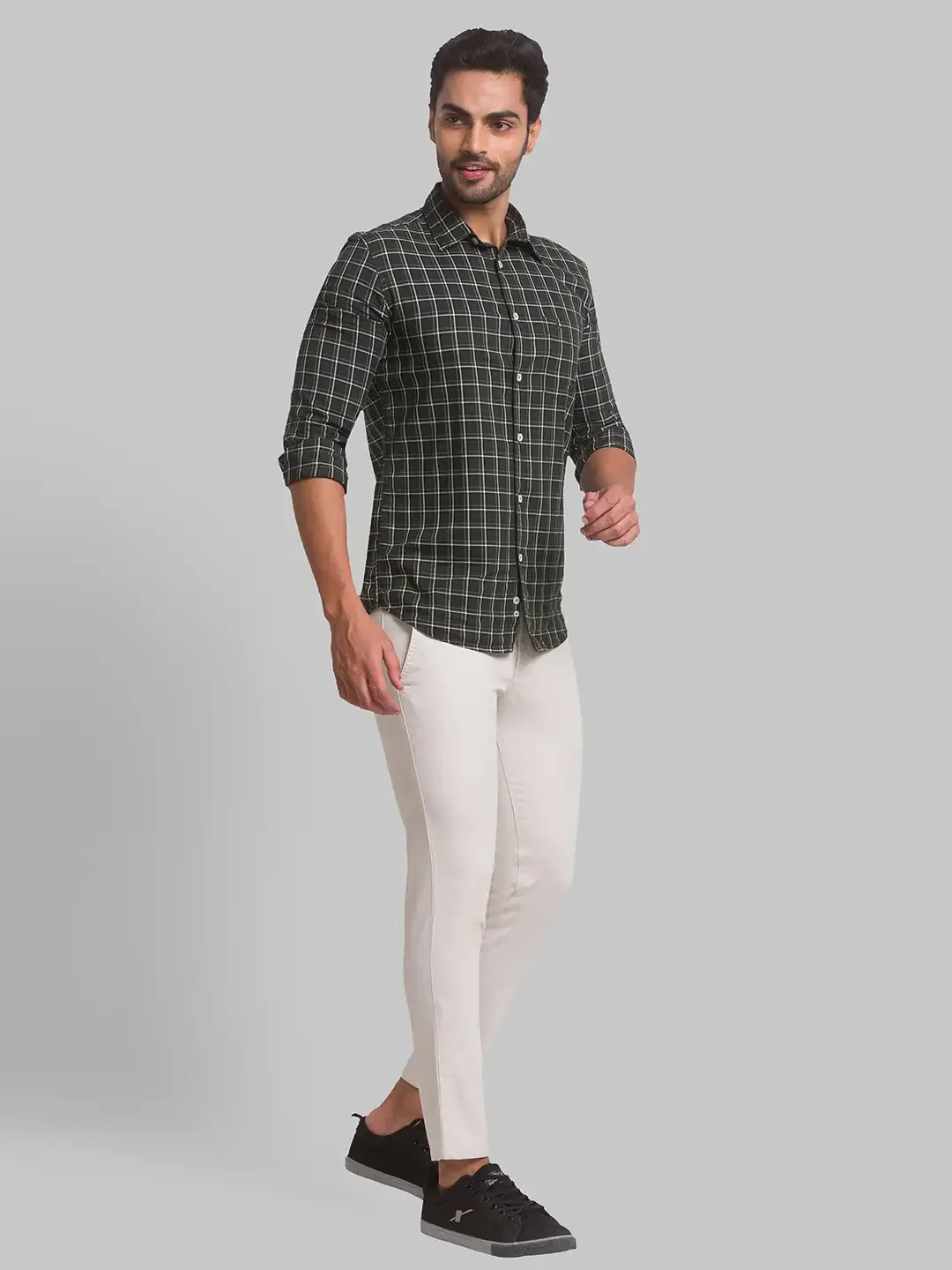 Men Fawn Super Slim Fit Solid Cotton Blend Trouser - Image 5