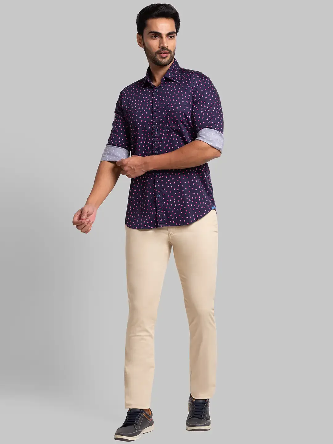 Men Fawn Super Slim Fit Solid Cotton Blend Trouser - Image 5