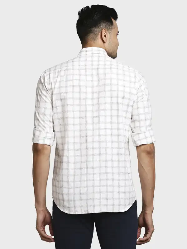 Men Fawn Tailored Fit Checks Cotton Blend Full Sleeve Shirts - Image 4