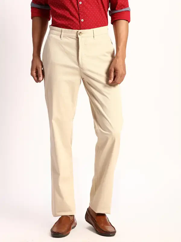 Men Fawn Tailored Fit Solid Piece Dyed Cotton Blend Trouser