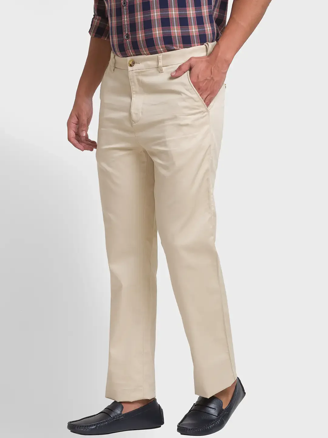 Men Fawn Tailored Fit Solid Piece Dyed Cotton Trouser - Image 3