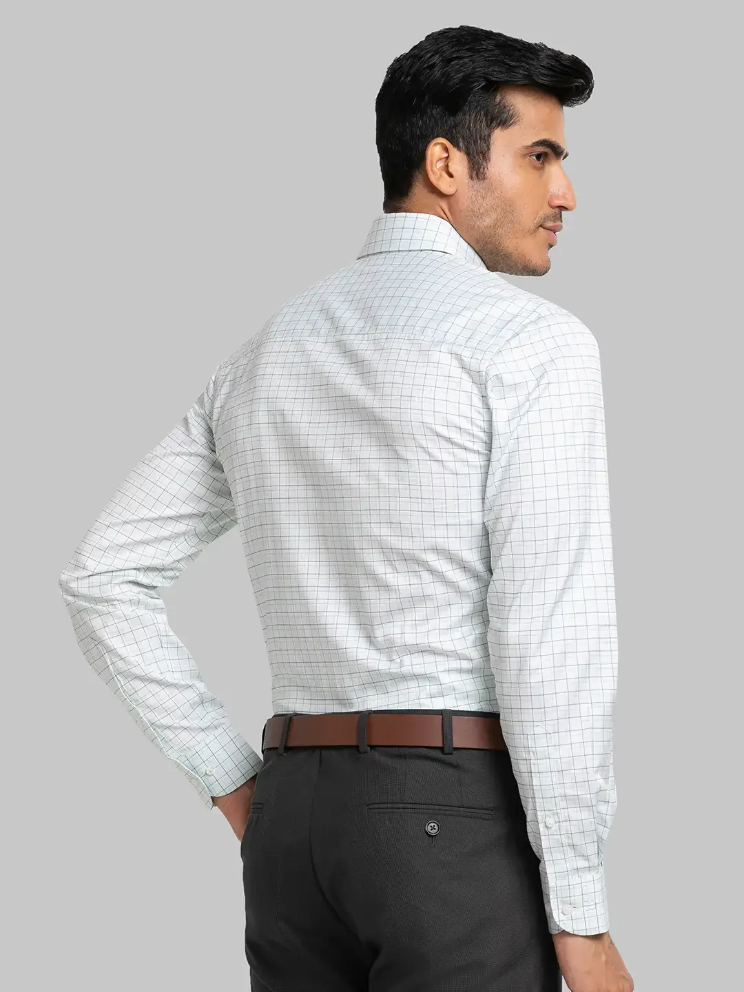 Men Green Contemporary Fit Checks Cotton Cut Collar Shirts - Image 4