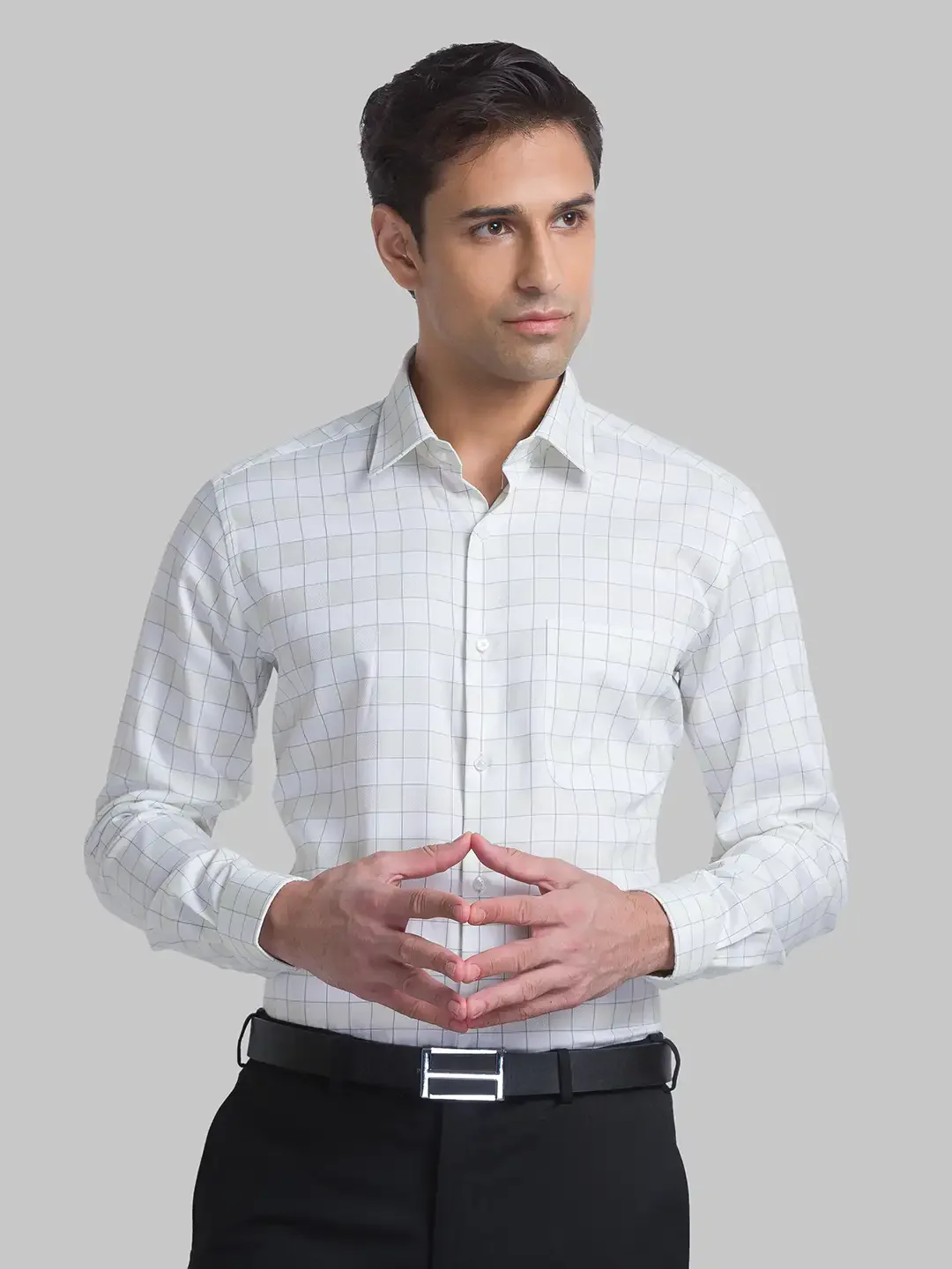Men Green Contemporary Fit Checks Cotton Cutaway Collar Shirts