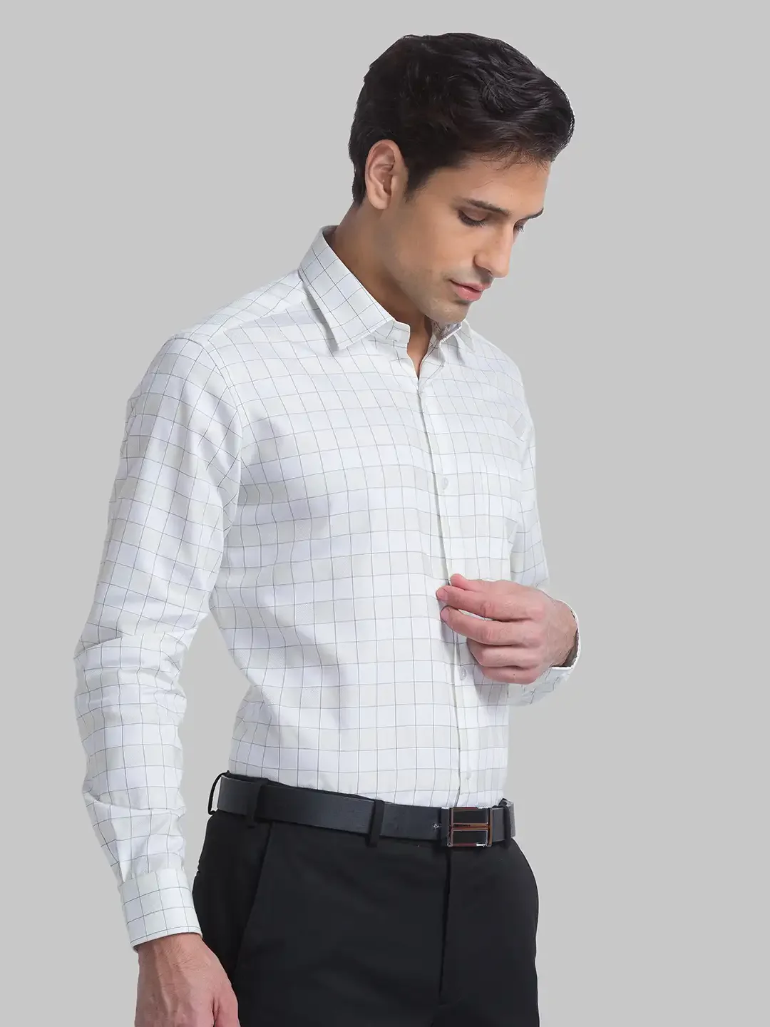 Men Green Contemporary Fit Checks Cotton Cutaway Collar Shirts - Image 2