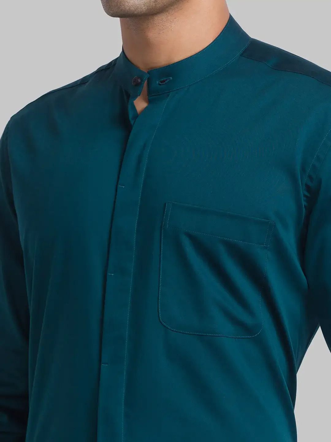 Men Green Contemporary Fit Solid Cotton Full Sleeve Shirts - Image 3