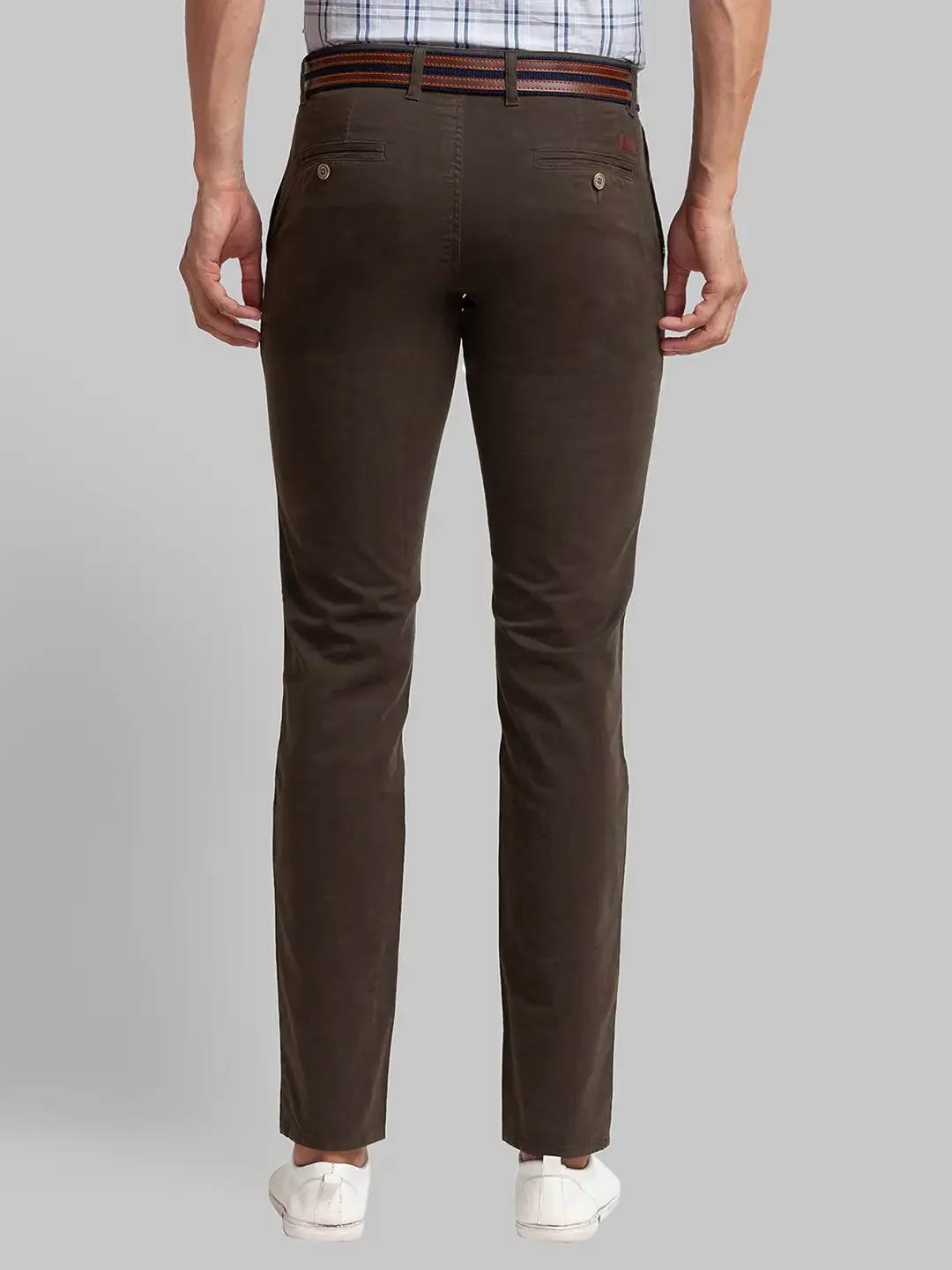 Men Green Lrt Fit Solid Cotton Blend Trouser - Image 4