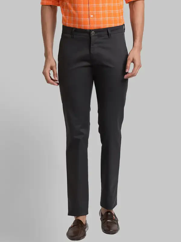 Men Green Lrt Fit Solid Cotton Blend Trouser