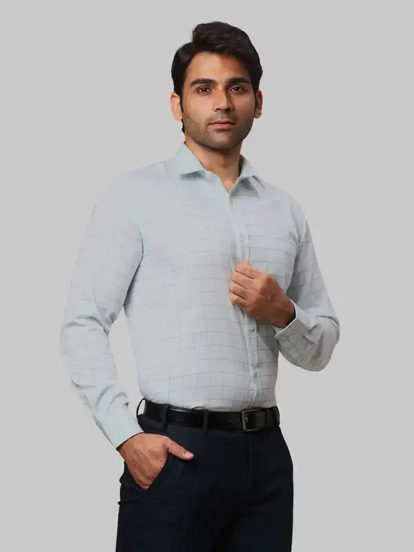 Men Green Regular Fit Checks Cotton Full Sleeve Shirts - Image 2