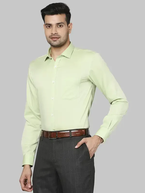 Men Green Slim Fit Chambray Cotton Shirts - Image 3