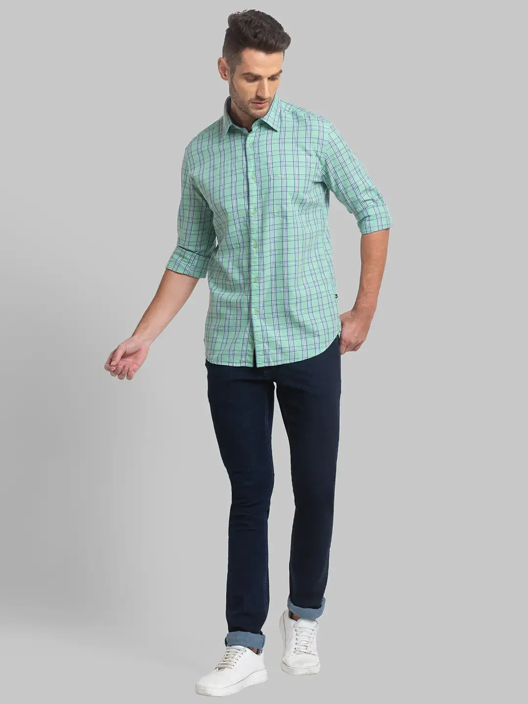 Men Green Slim Fit Checks Cotton Full Sleeve Shirts - Image 5