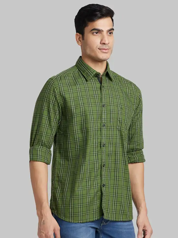 Men Green Slim Fit Checks Cotton Full Sleeve Shirts - Image 2