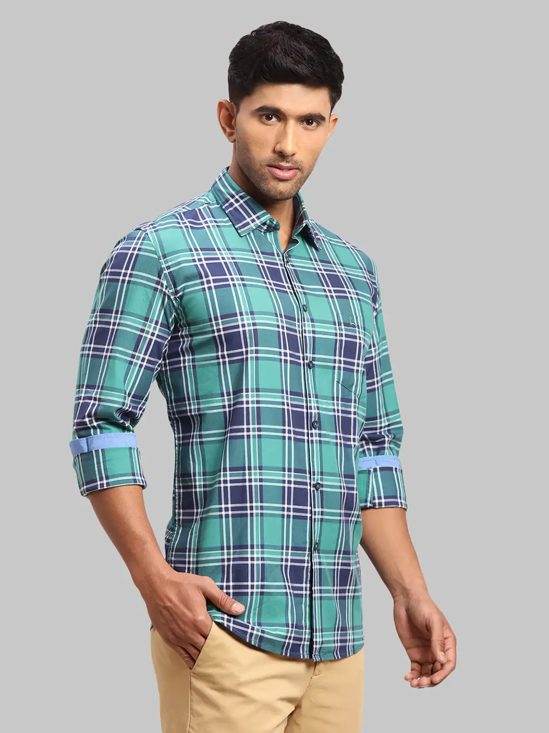 Men Green Slim Fit Checks Cotton Full Sleeve Shirts - Image 2