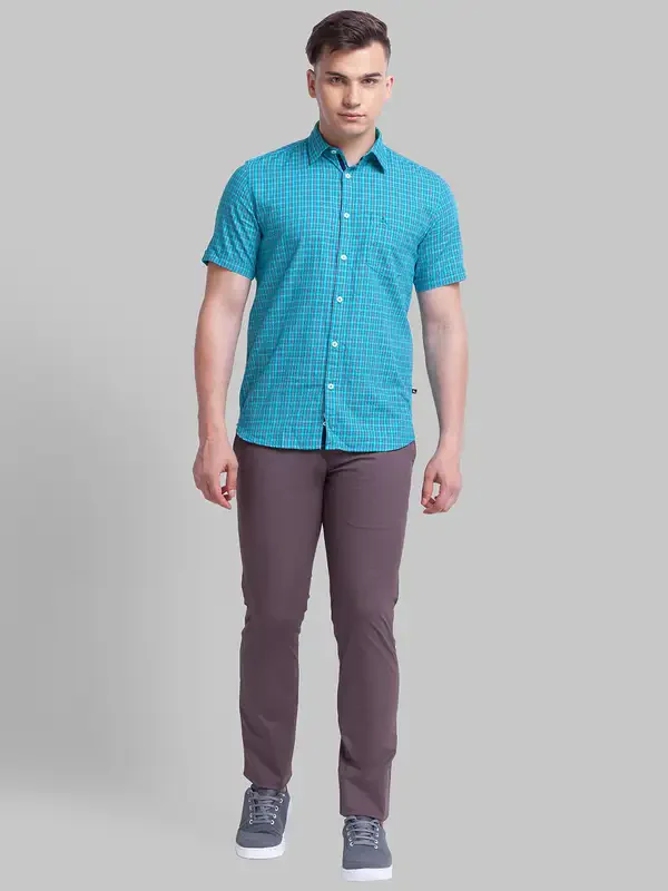 Men Green Slim Fit Checks Cotton Half Sleeve Shirts - Image 5