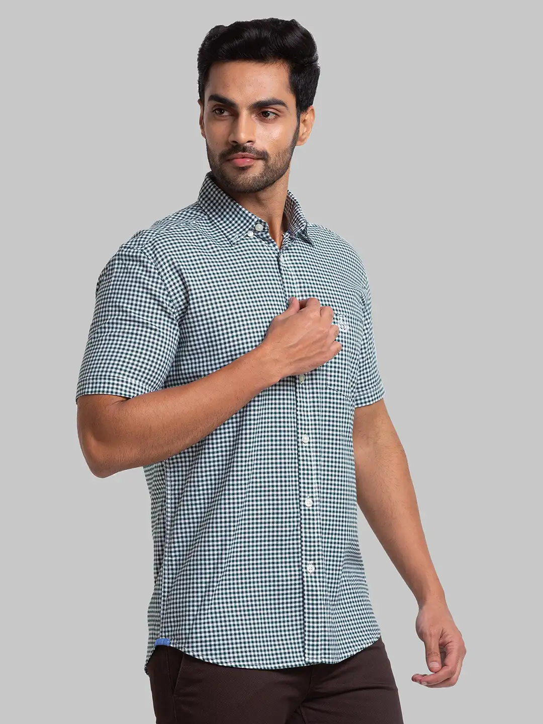 Men Green Slim Fit Checks Cotton Half Sleeve Shirts - Image 3