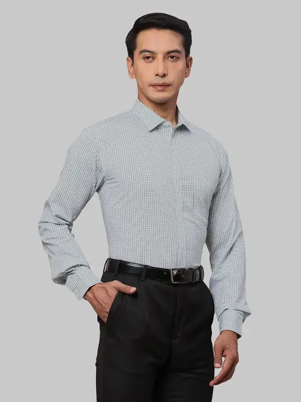 Men Green Slim Fit Checks Cotton Shirts - Image 2
