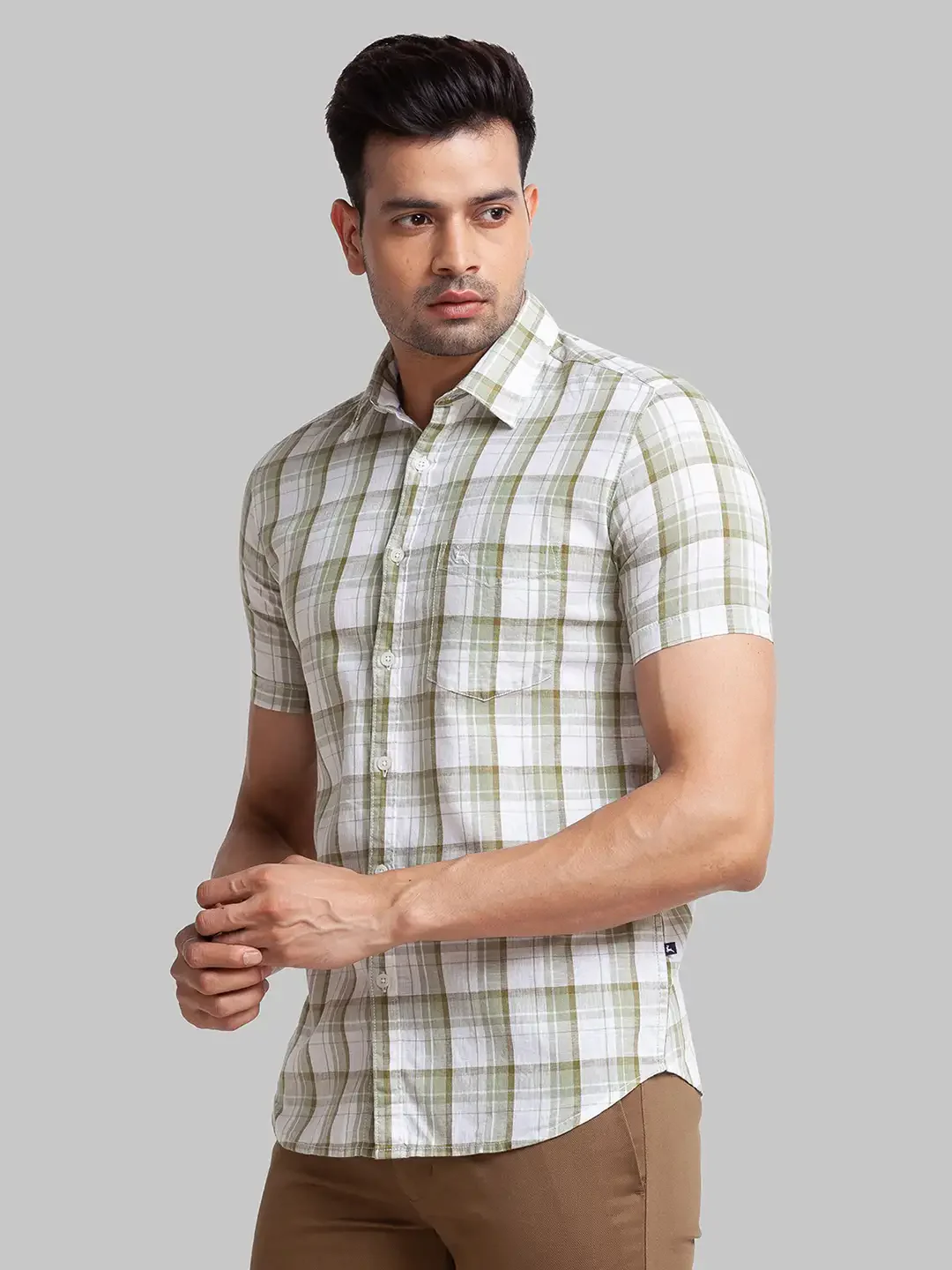 Men Green Slim Fit Checks Linen Cotton Blend Half Sleeve Shirts - Image 3
