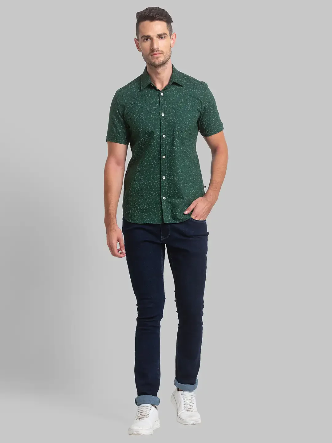 Men Green Slim Fit Print Cotton Half Sleeve Shirts - Image 5