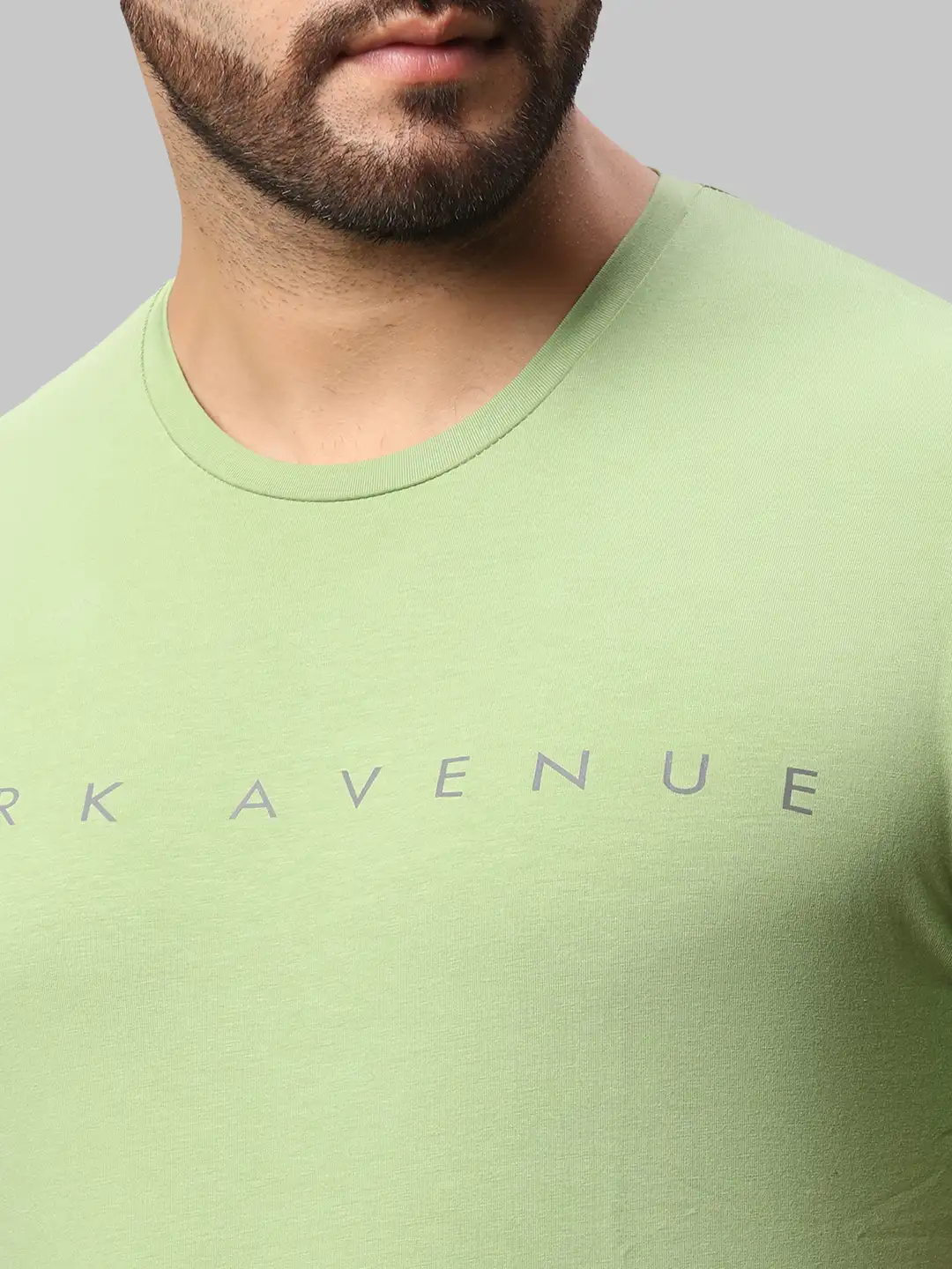 Men Green Slim Fit Solid Cotton Blend Crew Neck Collar T-Shirt - Image 6