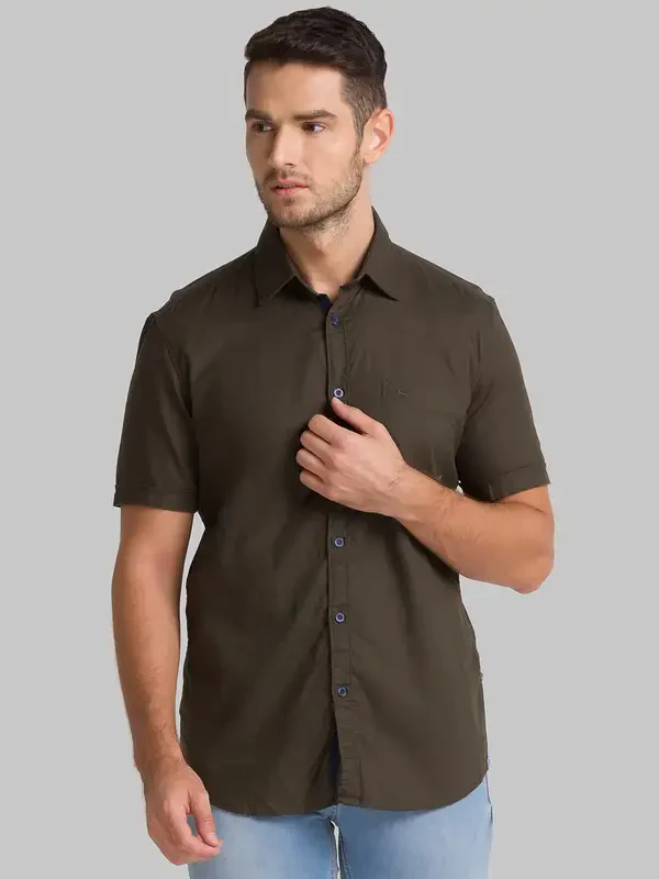 Men Green Slim Fit Solid Cotton Half Sleeve Shirts