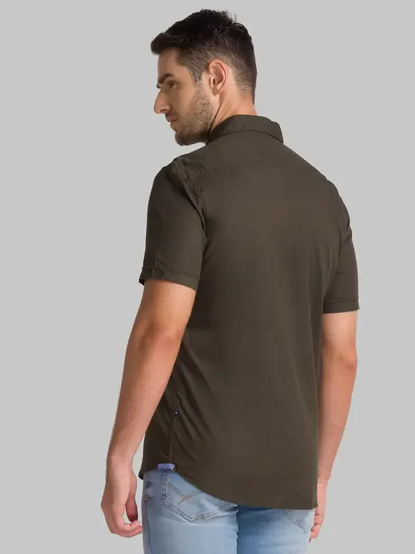 Men Green Slim Fit Solid Cotton Half Sleeve Shirts - Image 4