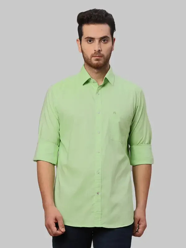Men Green Slim Fit Solid Cotton Shirts