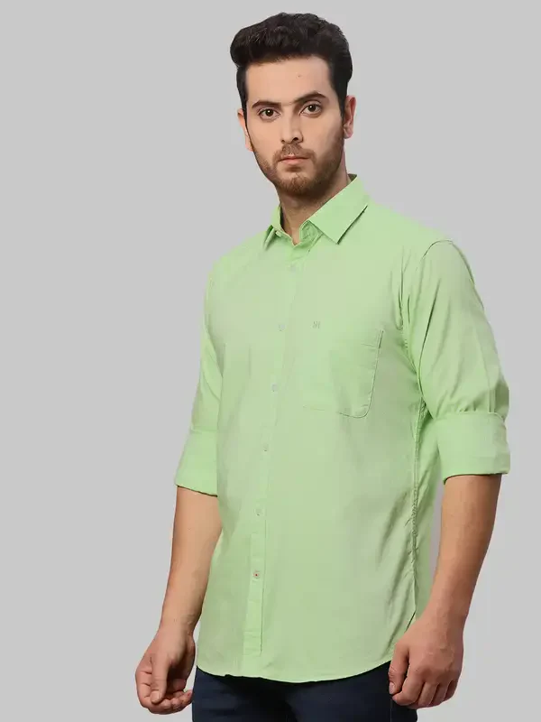 Men Green Slim Fit Solid Cotton Shirts - Image 3