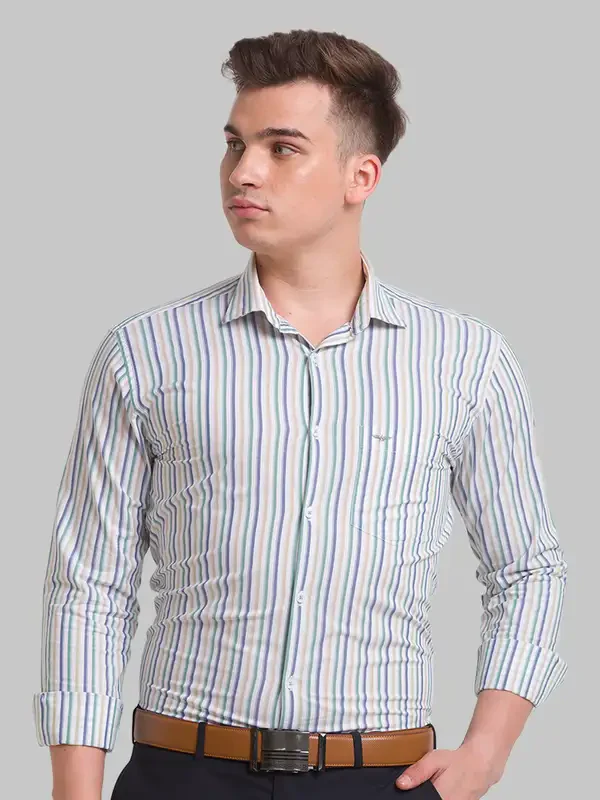 Men Green Slim Fit Stripe Cotton Cut Away Collar Shirts