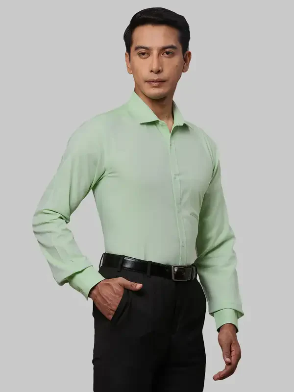 Men Green Slim Fit Structure Cotton Shirts - Image 2