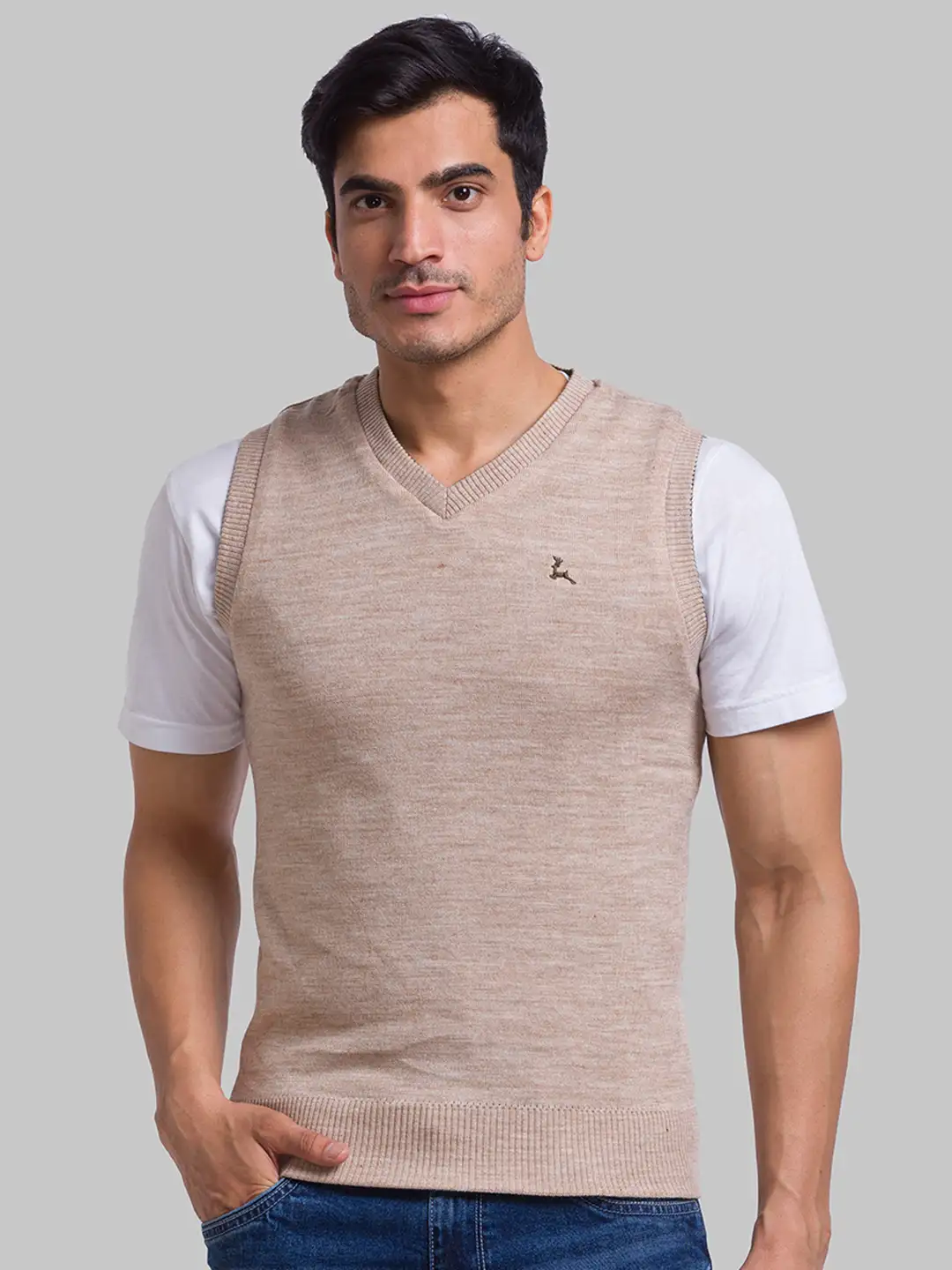 Men Green Solid Acrylic Sleeveless Sweaters