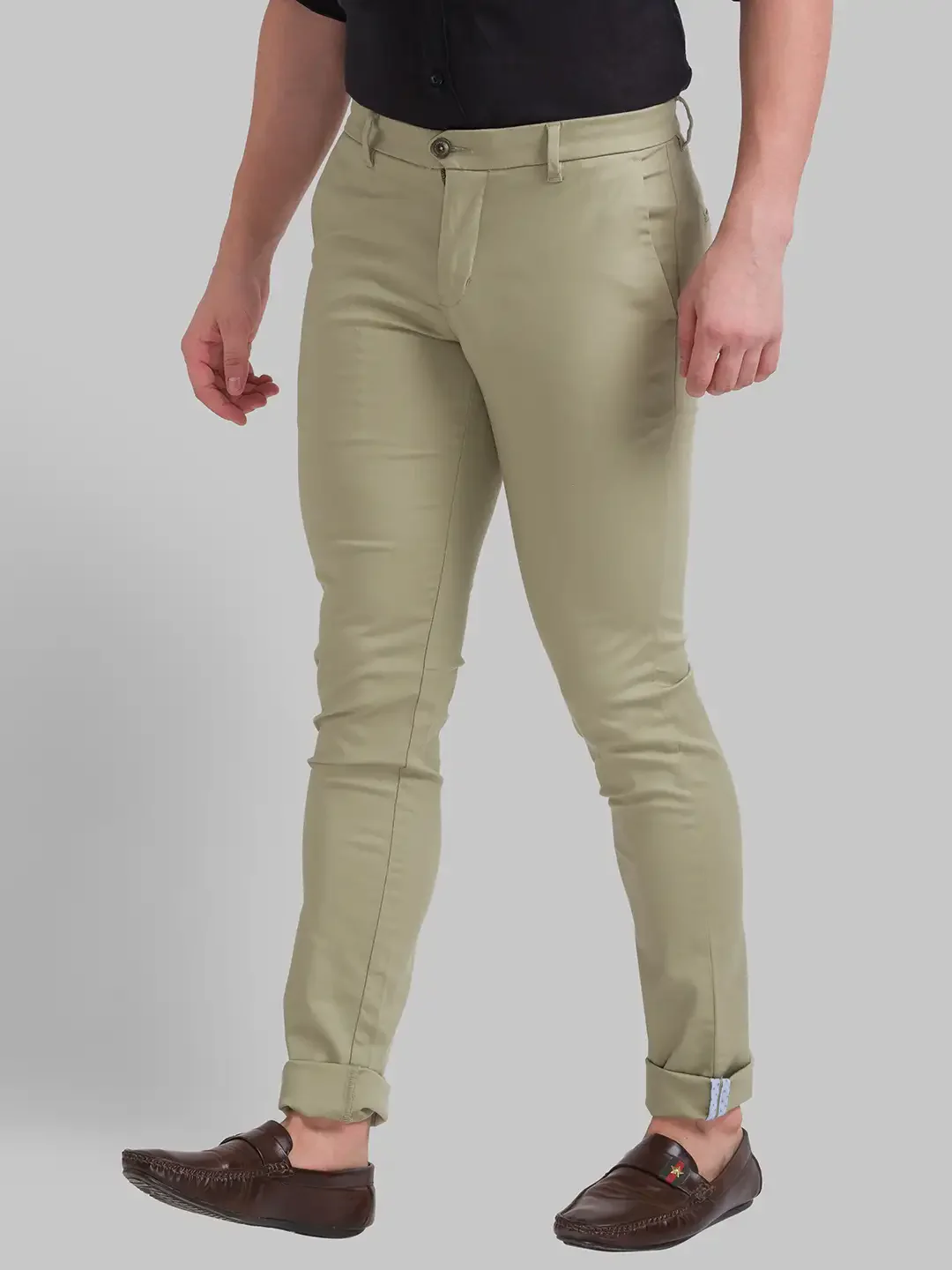 Men Green Super Slim Fit Solid Cotton Blend Trouser - Image 3