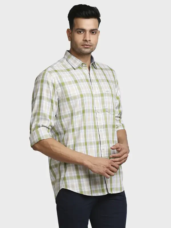Men Green Tailored Fit Checks Cotton Blend Full Sleeve Shirts - Image 2