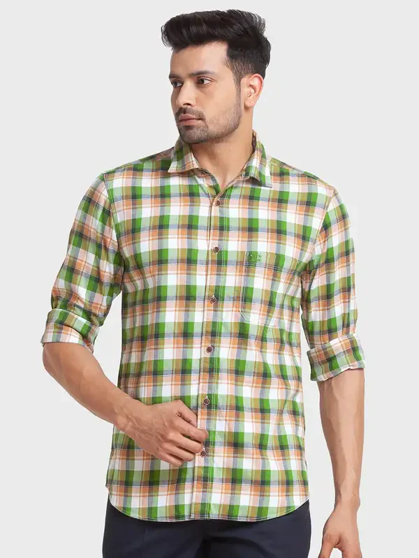 Men Green Tailored Fit Checks Cotton Full Sleeve Shirts