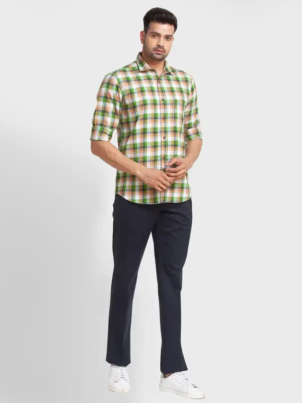 Men Green Tailored Fit Checks Cotton Full Sleeve Shirts - Image 5