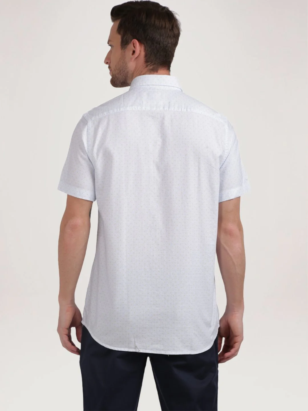 Men Green Tailored Fit Print Cotton Half Sleeve Shirts - Image 2