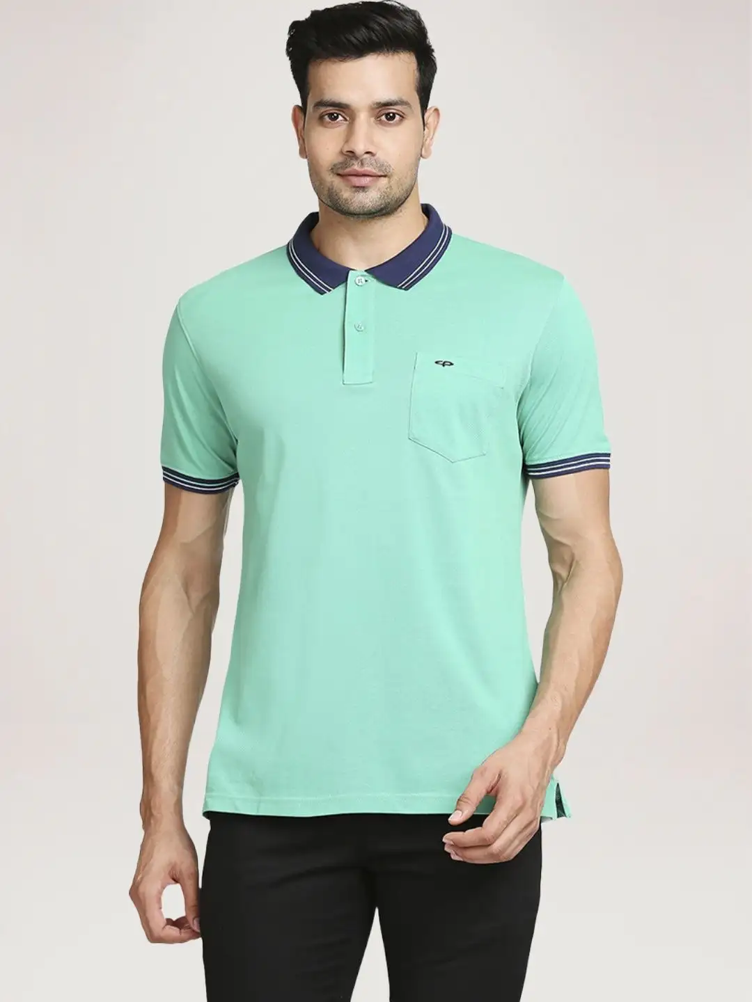 Men Green Tailored Fit Solid Cotton Half Sleeve T-Shirt - Image 3