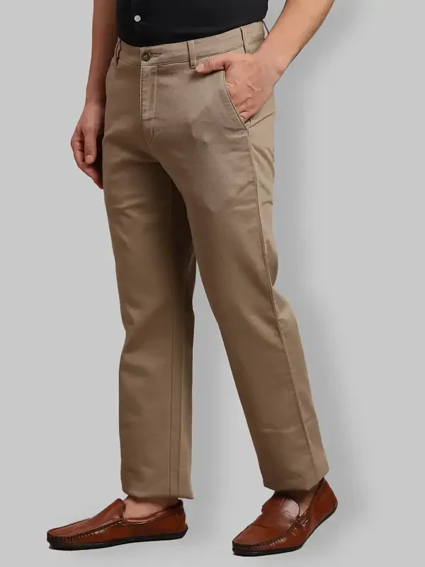 Men Green Tailored Fit Solid Piece Dyed Cotton Blend Trouser - Image 3