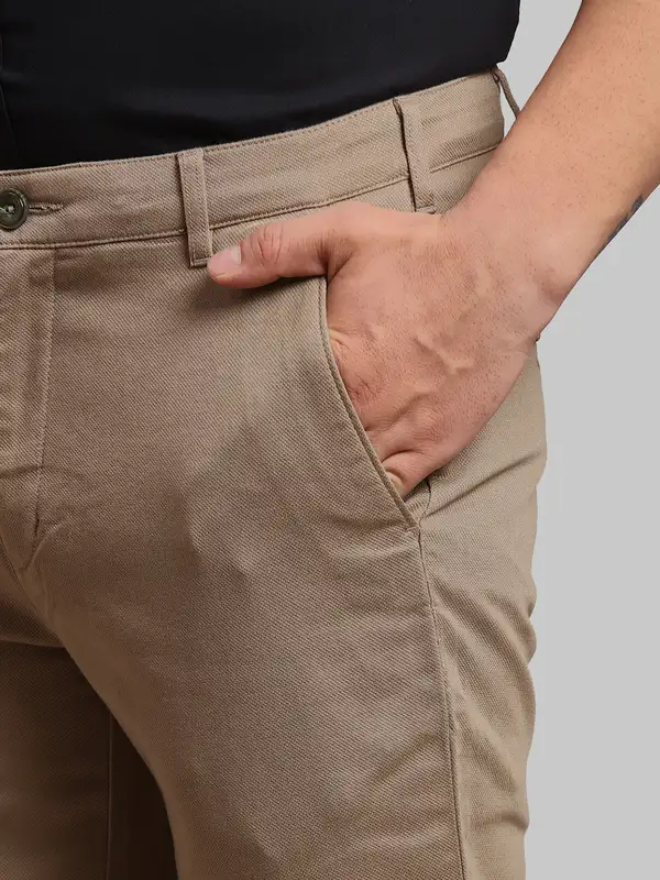 Men Green Tailored Fit Solid Piece Dyed Cotton Blend Trouser - Image 6