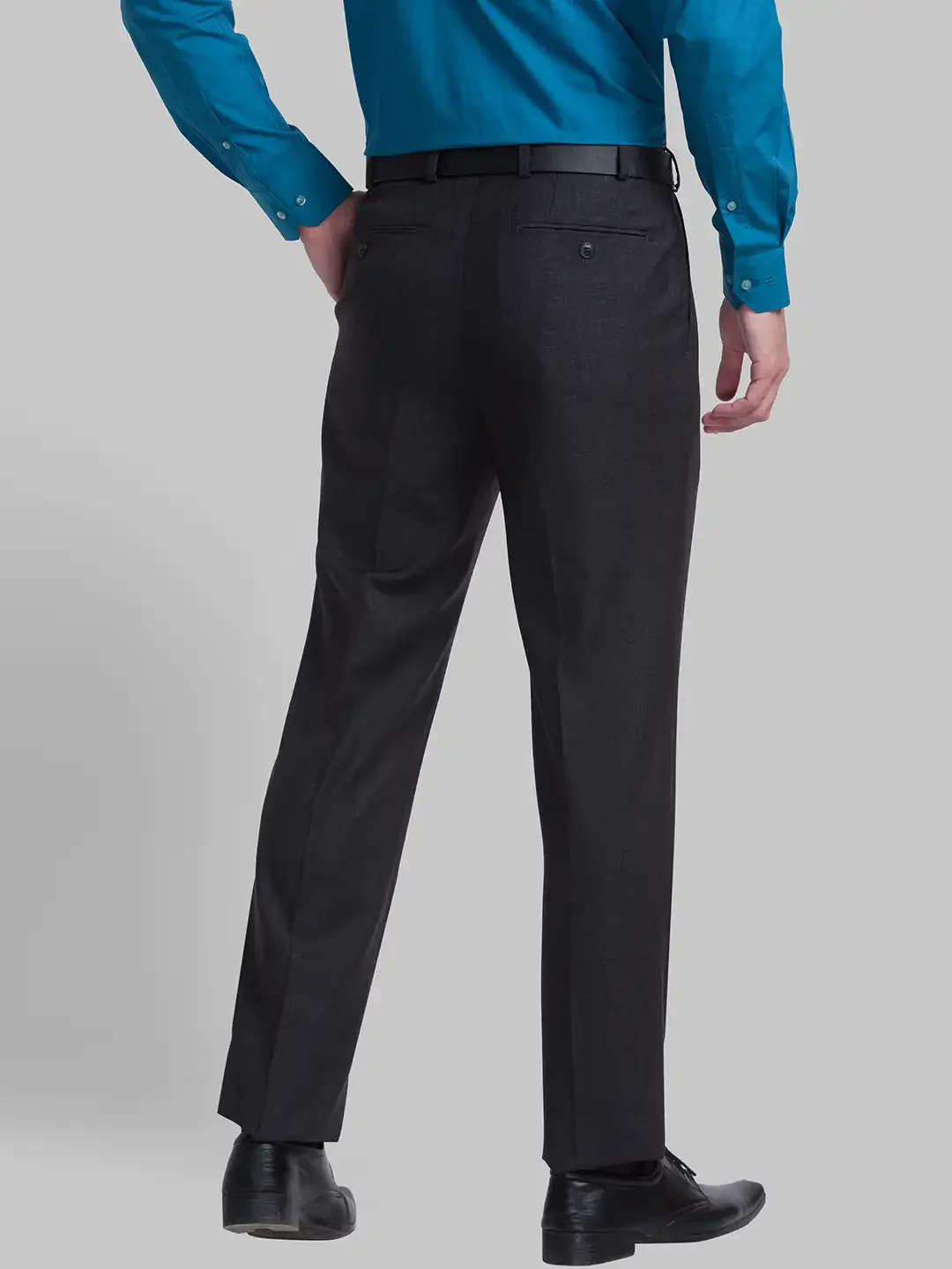 Men Grey Classic Fit Checks Polyester Blend Trouser - Image 4
