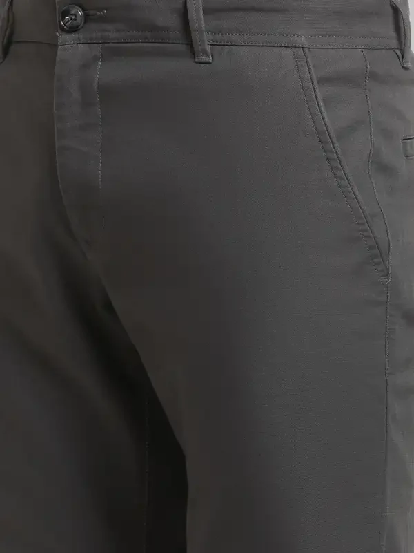 Men Grey Contemporary Fit Solid Piece Dyed Cotton Blend Trouser - Image 6