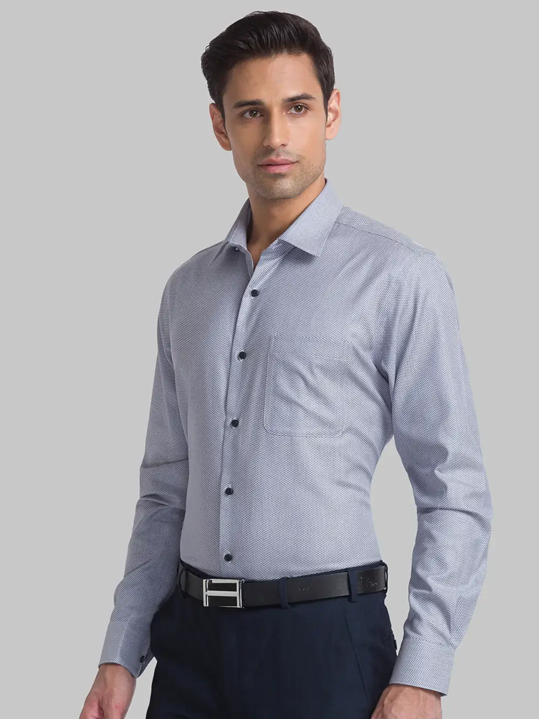 Men Grey Contemporary Fit Structure Cotton Cut Collar Shirts - Image 2