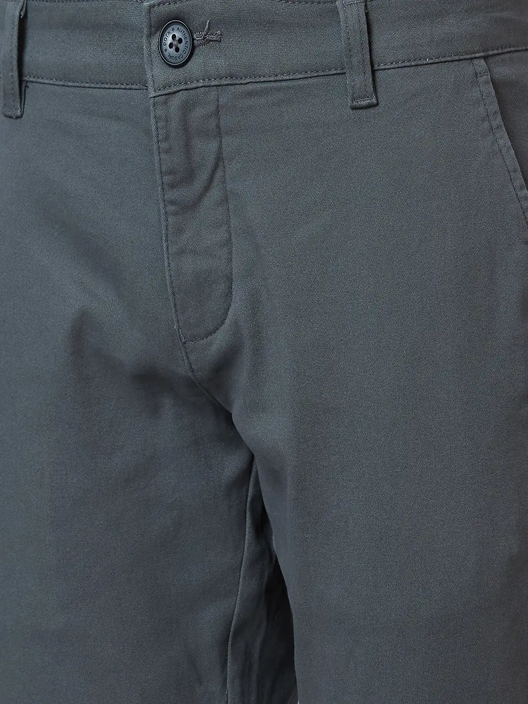 Men Grey Low Rise Tapered Fit Solid Cotton Blend Trouser - Image 6