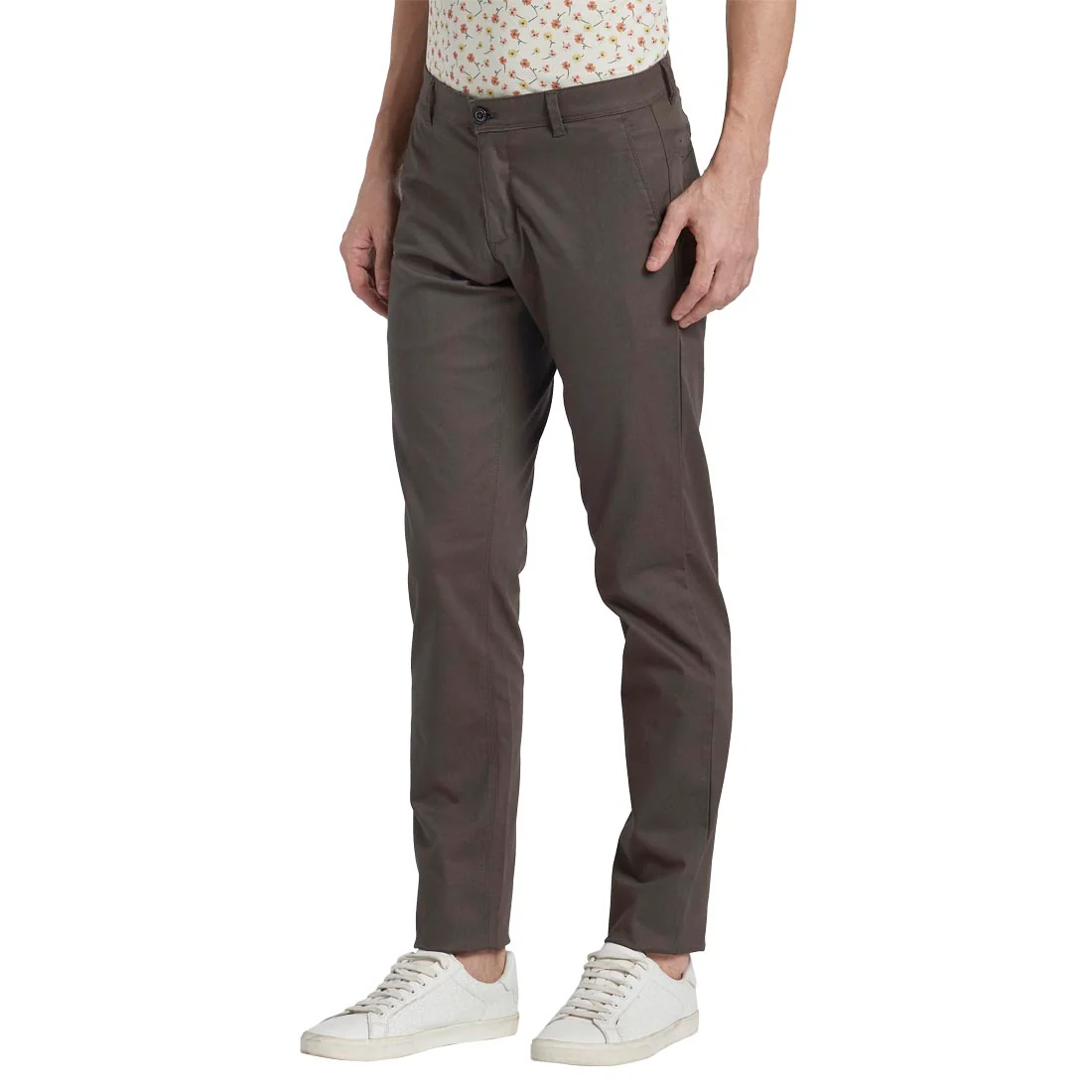 Men Grey Low Rise Tapered Fit Yarn Dyed Cotton Blend Trouser - Image 3