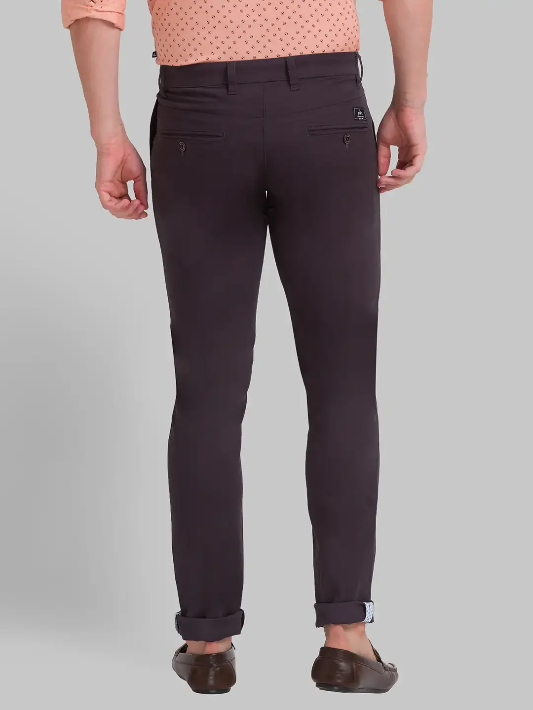 Men Grey Lrt Fit Solid Cotton Blend Trouser - Image 4