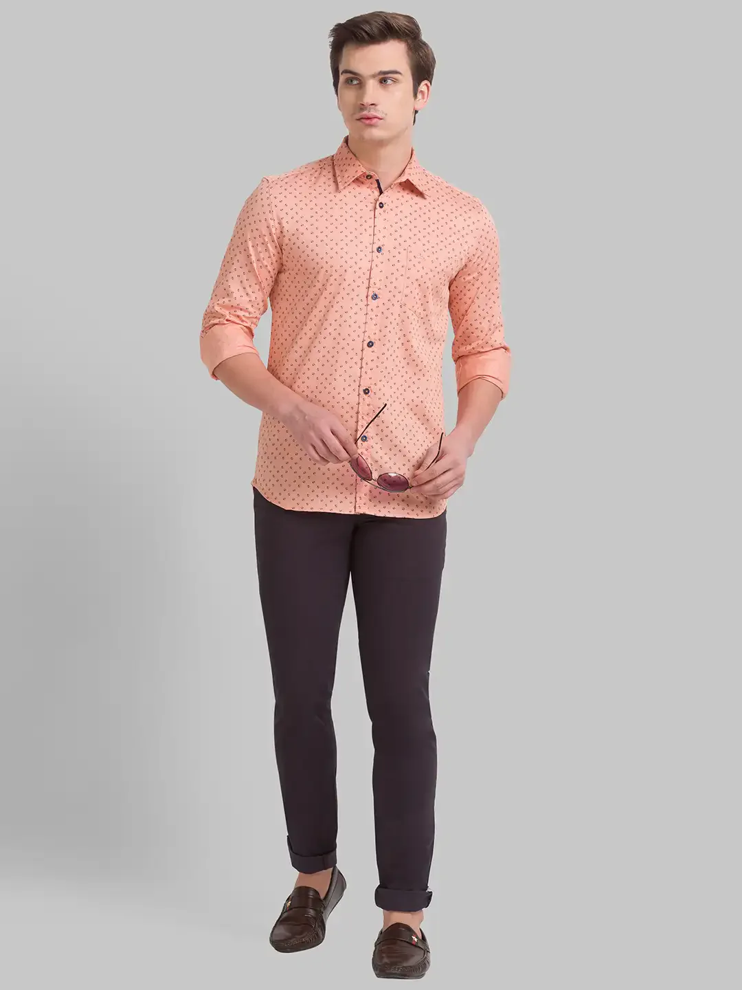Men Grey Lrt Fit Solid Cotton Blend Trouser - Image 5