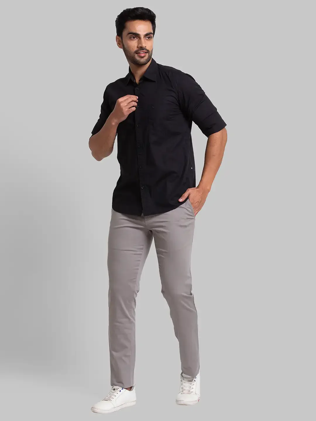Men Grey Lrt Fit Solid Cotton Blend Trouser - Image 5