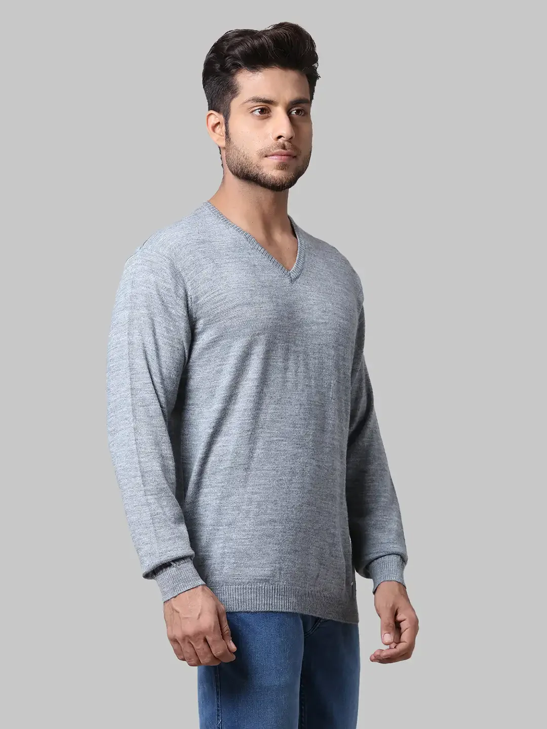 Men Grey Regular Fit Solid Wool Blend Full Sleeve V Neck Collar Sweaters - Image 2