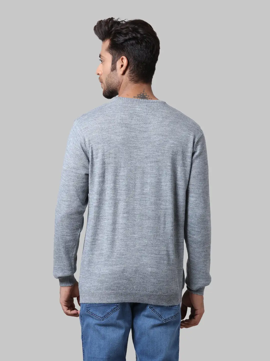 Men Grey Regular Fit Solid Wool Blend Full Sleeve V Neck Collar Sweaters - Image 4