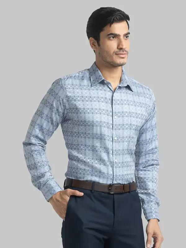 Men Grey Slim Fit Checks Cotton Shirts - Image 2