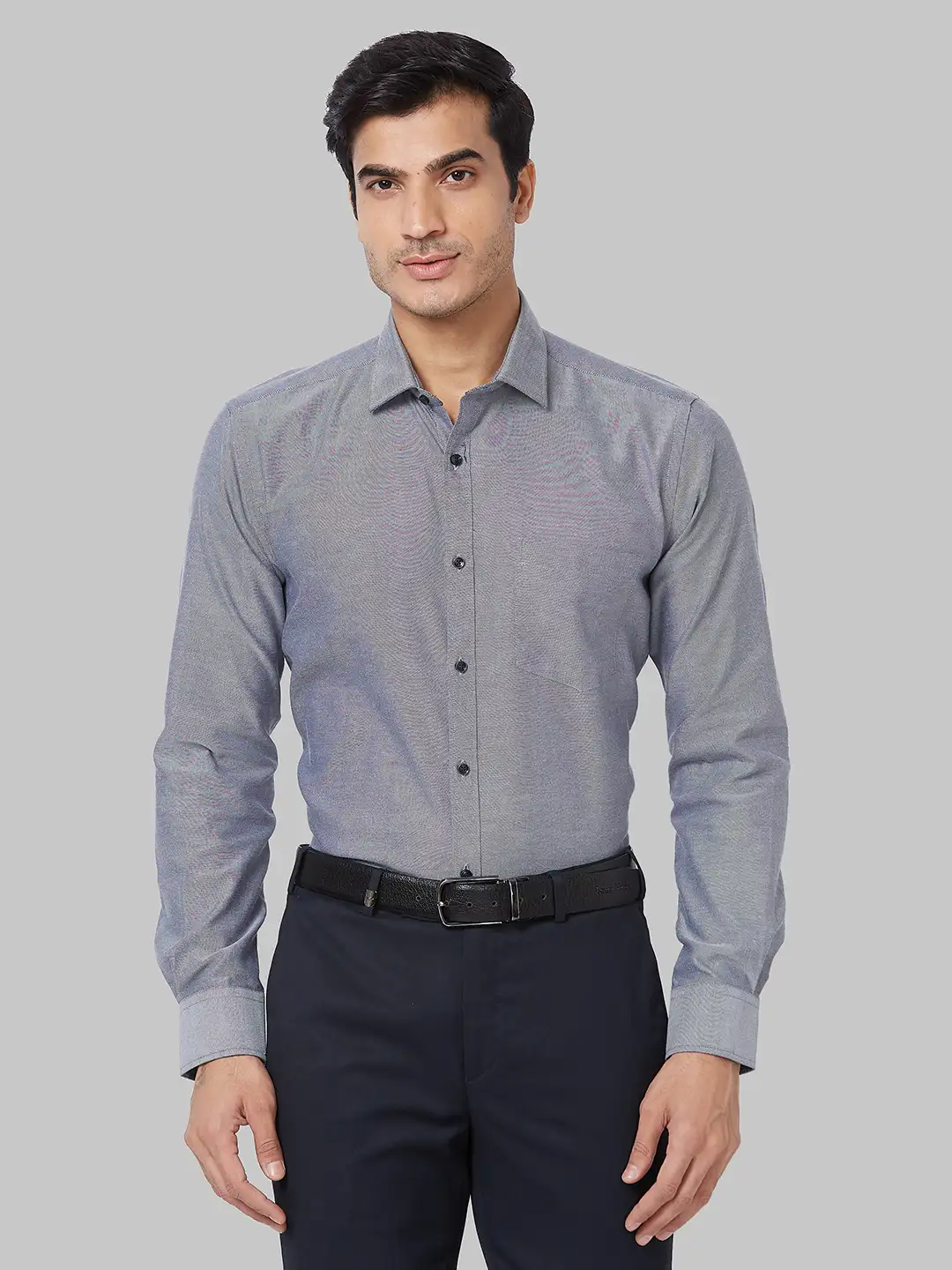 Park Avenue Men Grey Slim Fit Solid Cotton Blend Shirts